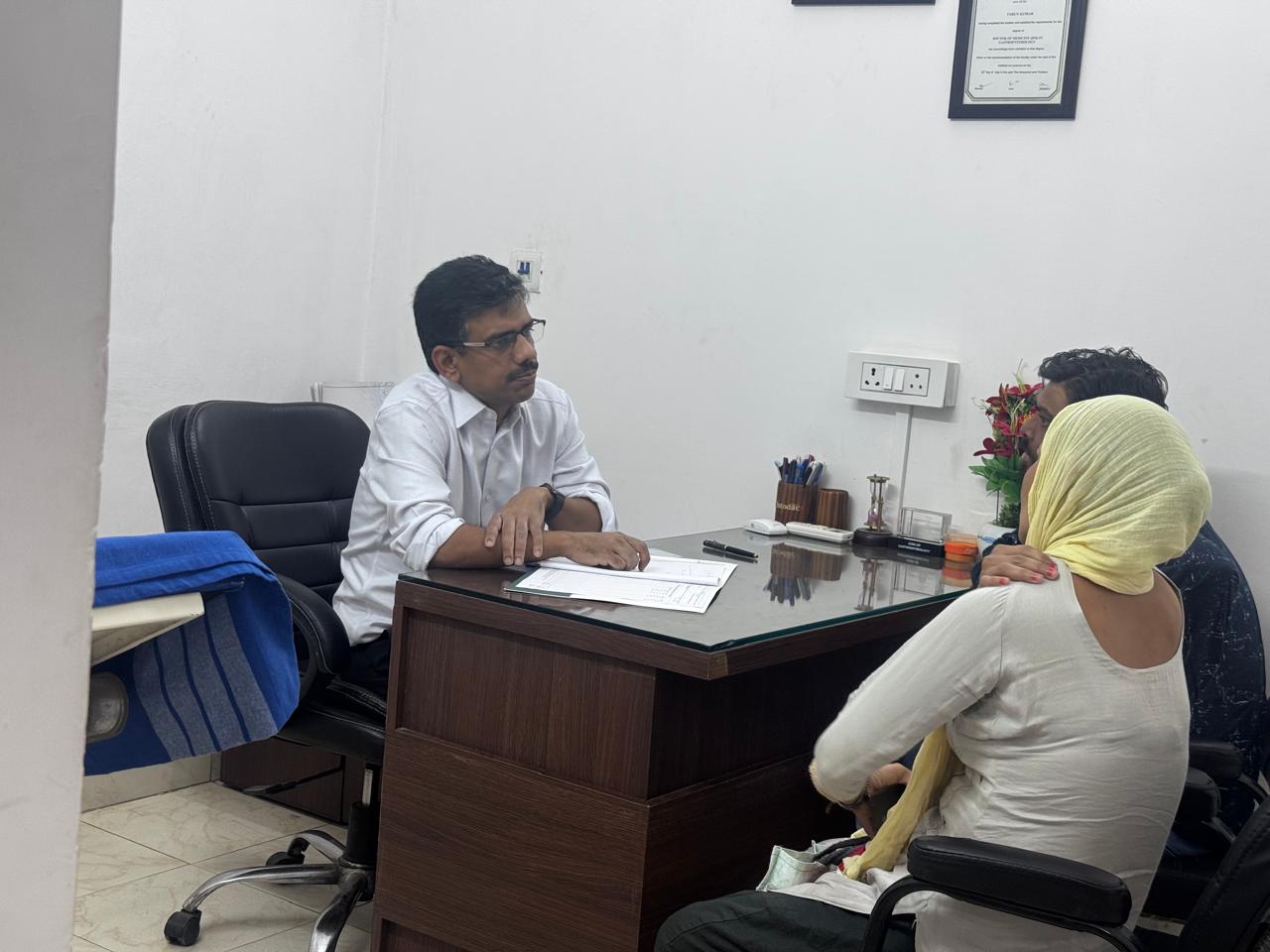 The lifeline clinic by Dr. tarun kumar best gastroenterologist in delhi